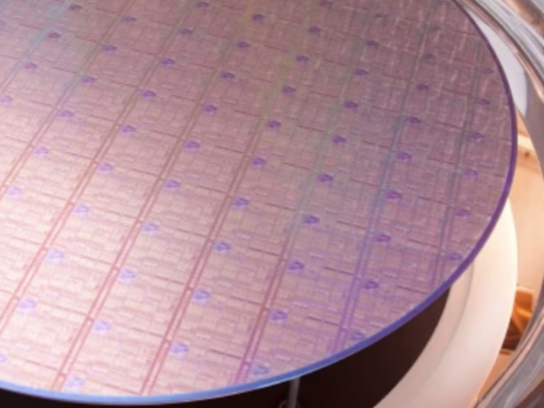 Refractory Metals in PVD Applications